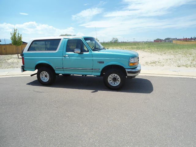 1994 Ford Bronco ESi