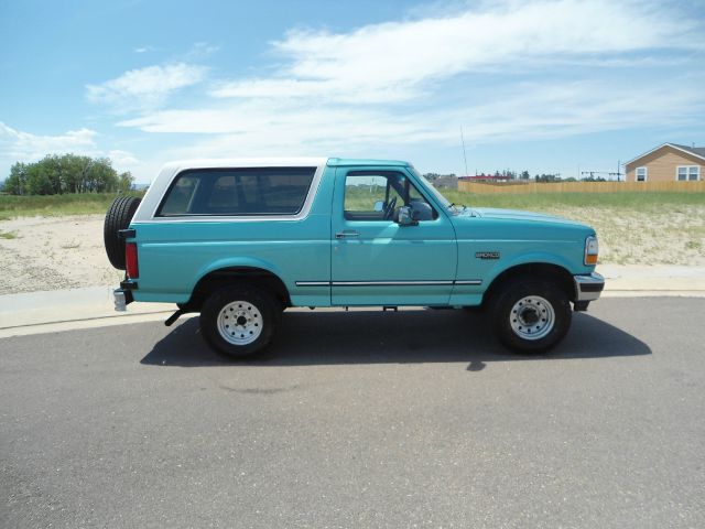 1994 Ford Bronco ESi