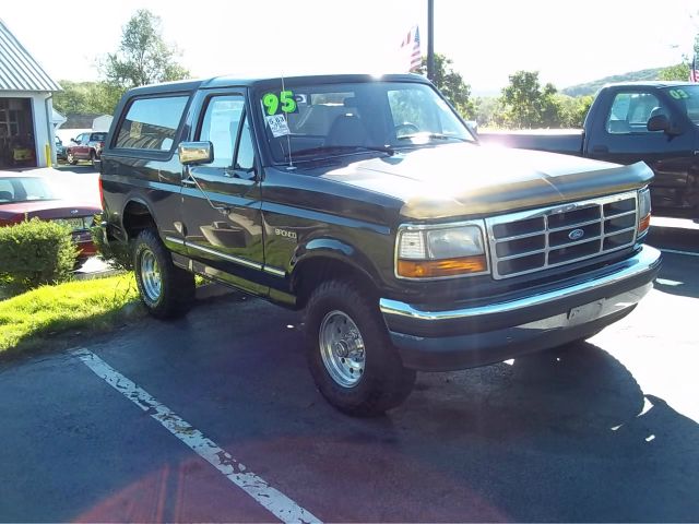 1995 Ford Bronco ESi