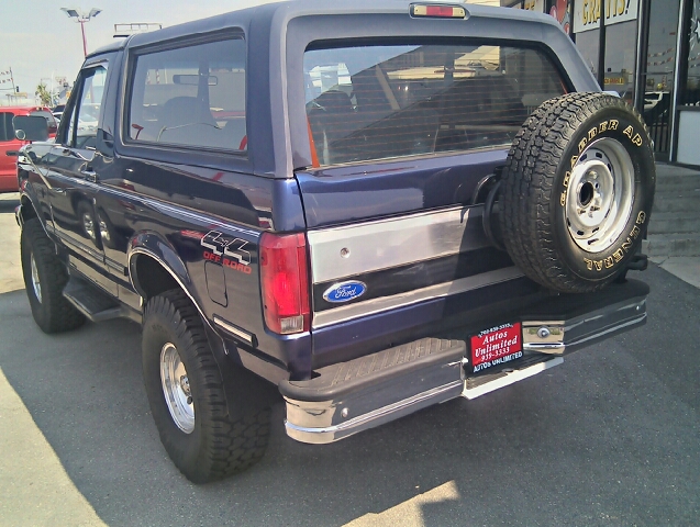 1995 Ford Bronco ESi