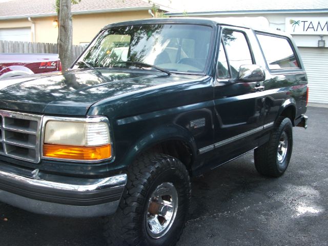 1995 Ford Bronco ESi