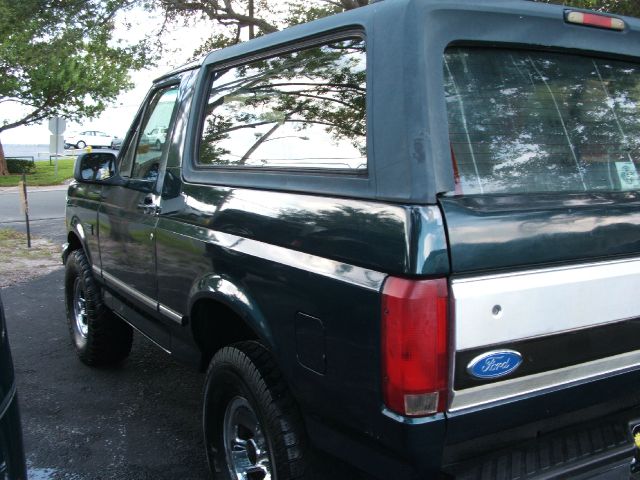 1995 Ford Bronco ESi