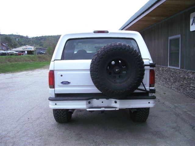 1995 Ford Bronco T6 Sport Utility 4D
