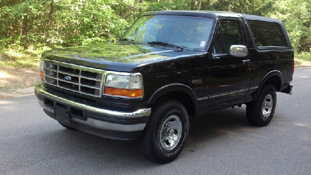 1996 Ford Bronco ESi