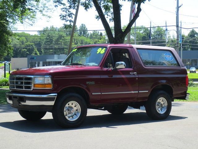 1996 Ford Bronco ESi