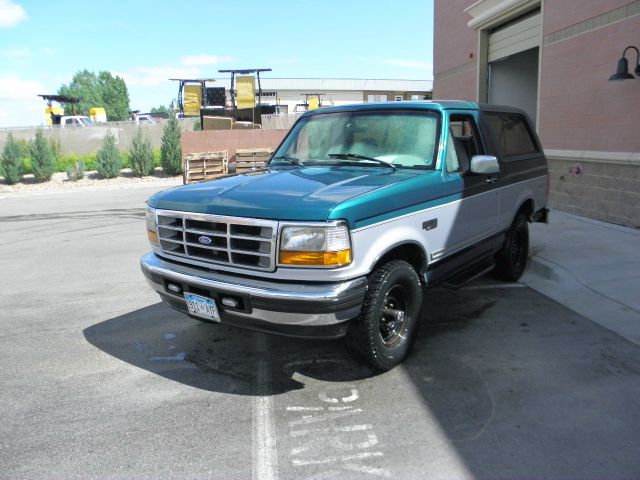 1996 Ford Bronco ESi