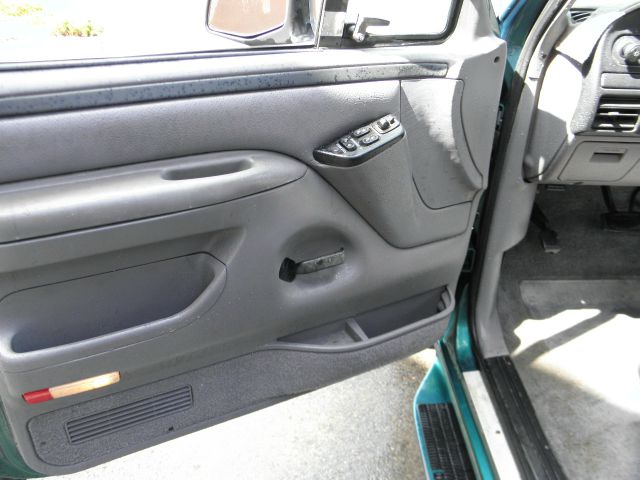 1996 Ford Bronco ESi