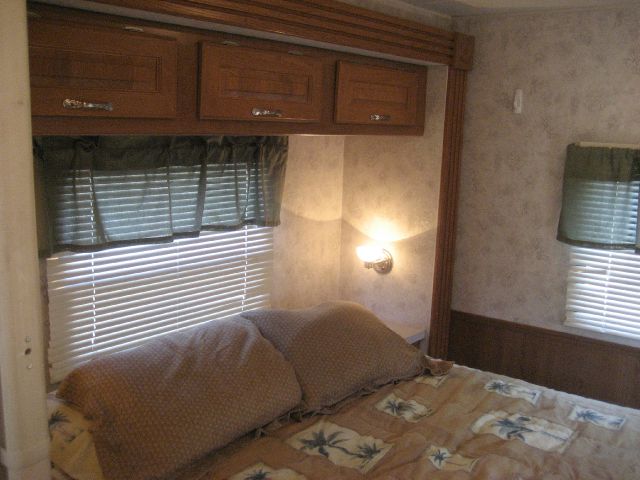 2002 Ford COACHMEN Unknown