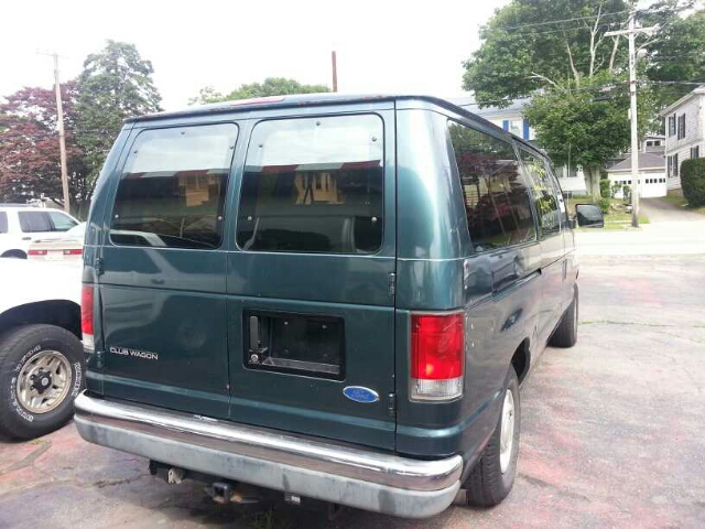 1997 Ford Club Wagon LARE