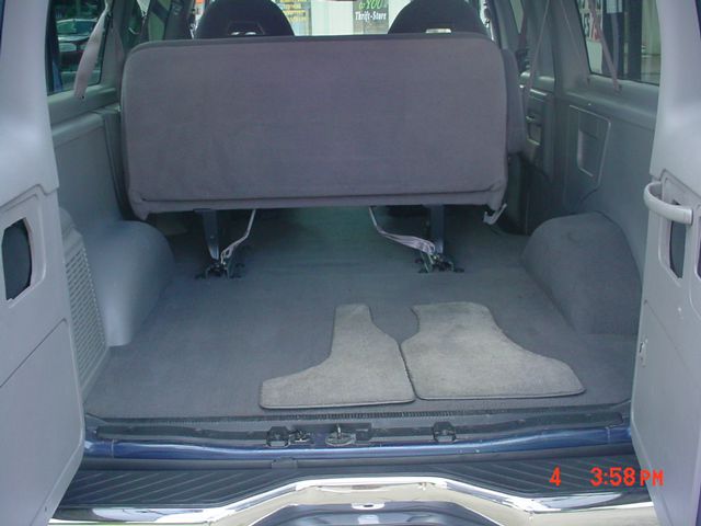 1998 Ford Club Wagon ESi