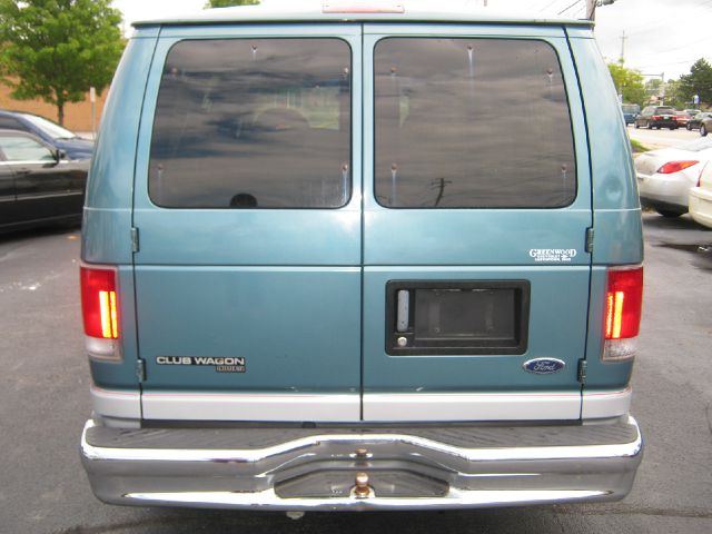 1998 Ford Club Wagon Sport 4WD