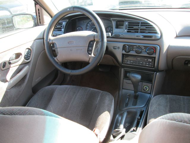 1995 Ford Contour S Sedan