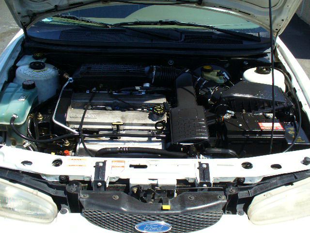 1996 Ford Contour S Sedan