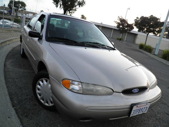 1997 Ford Contour S Sedan