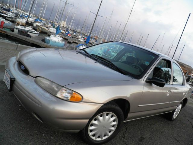 1997 Ford Contour S Sedan