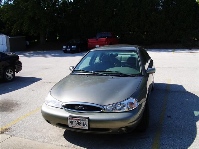 1998 Ford Contour SE
