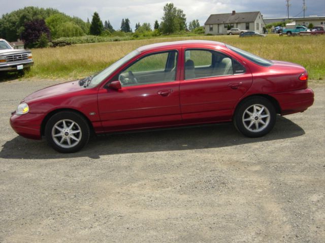 1999 Ford Contour SE