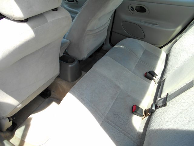 1999 Ford Contour SE