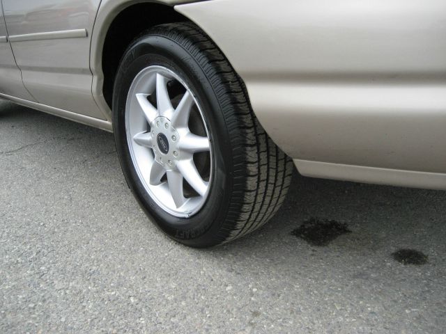 1999 Ford Contour SE