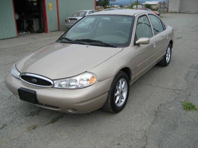 1999 Ford Contour SE