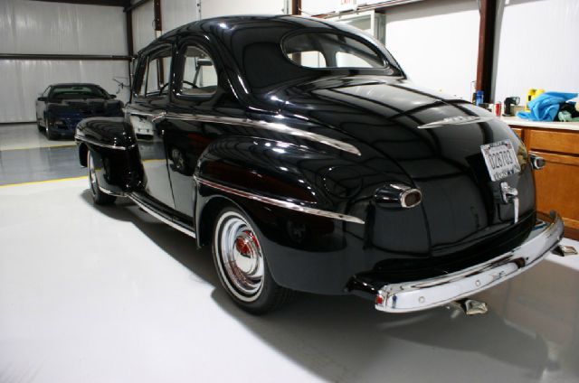 1947 Ford COUPE Unknown