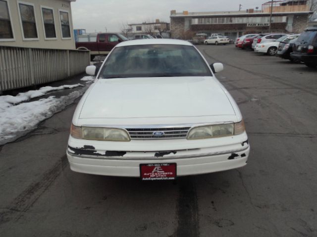 1994 Ford Crown Victoria Elk Conversion Van
