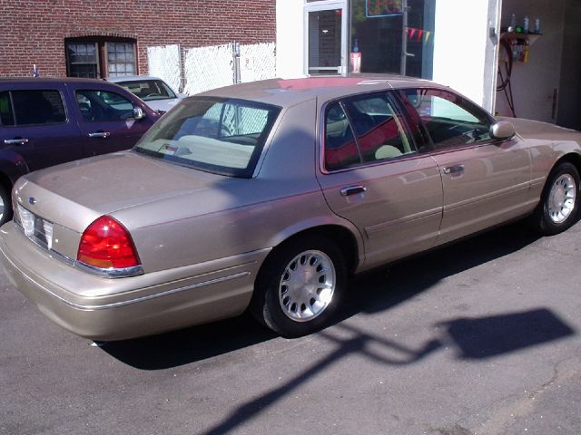 1999 Ford Crown Victoria Elk Conversion Van