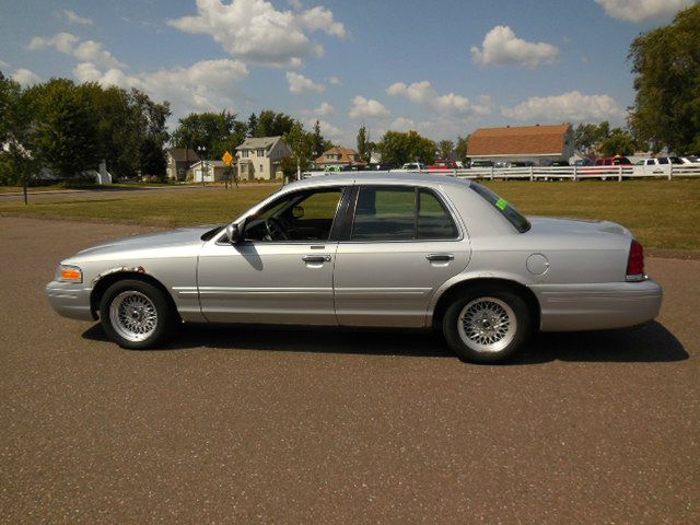 2000 Ford Crown Victoria Elk Conversion Van