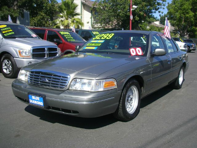2000 Ford Crown Victoria Elk Conversion Van