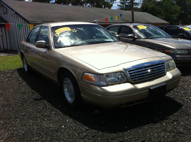 2000 Ford Crown Victoria Elk Conversion Van