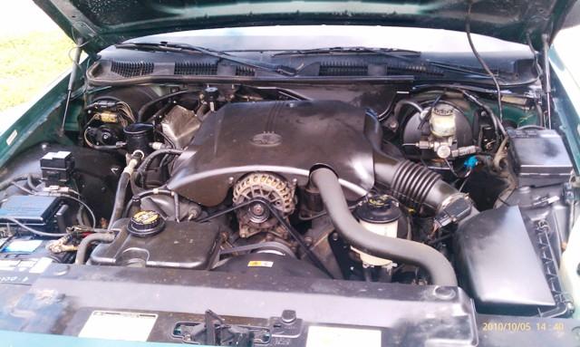 2000 Ford Crown Victoria Unknown