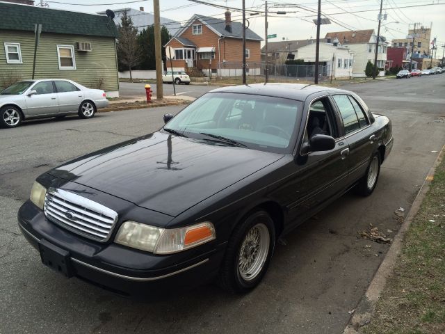2001 Ford Crown Victoria Elk Conversion Van