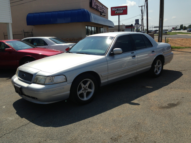 2001 Ford Crown Victoria Elk Conversion Van