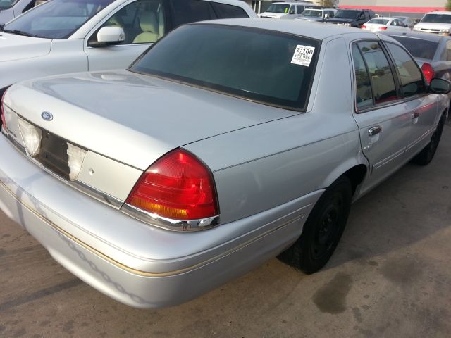 2003 Ford Crown Victoria Bucket Lift