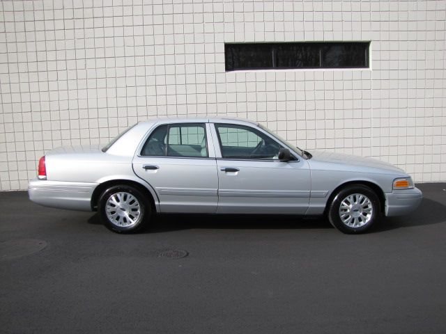 2003 Ford Crown Victoria Elk Conversion Van