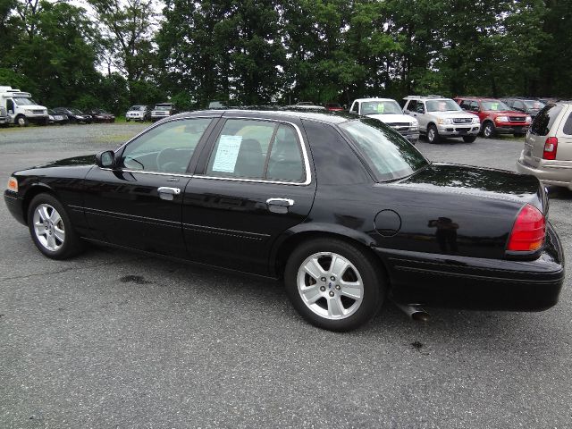 2003 Ford Crown Victoria Supercab 126 WB