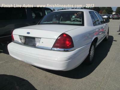 2004 Ford Crown Victoria Unknown