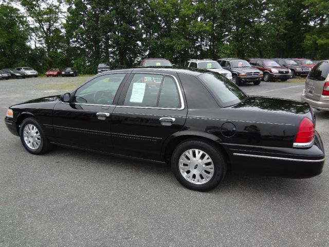 2004 Ford Crown Victoria Elk Conversion Van