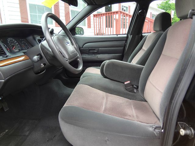 2004 Ford Crown Victoria Elk Conversion Van