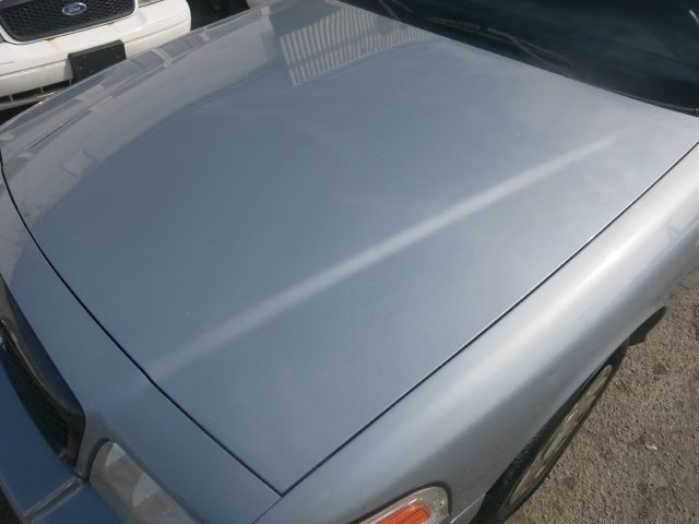 2005 Ford Crown Victoria Luxury