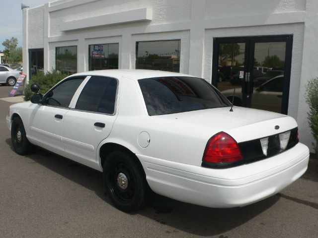 2006 Ford Crown Victoria 4dr 112