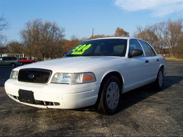 2006 Ford Crown Victoria Luxury