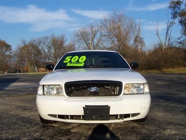 2006 Ford Crown Victoria Luxury