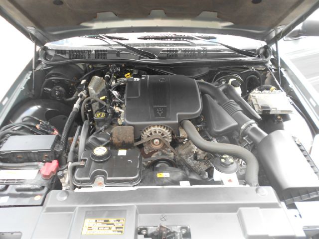 2006 Ford Crown Victoria Elk Conversion Van