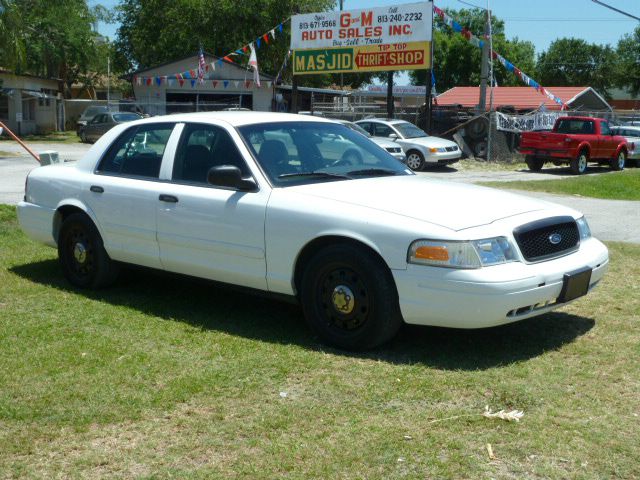 2006 Ford Crown Victoria Luxury