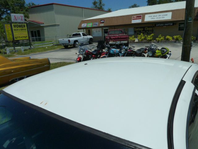 2006 Ford Crown Victoria Luxury