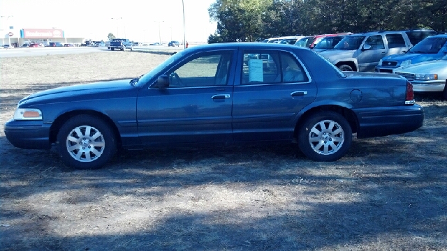 2007 Ford Crown Victoria Elk Conversion Van