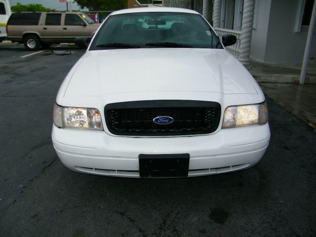 2007 Ford Crown Victoria Luxury