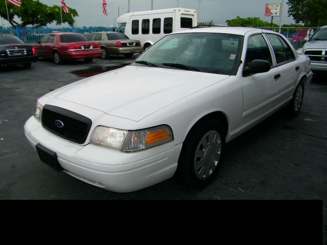 2007 Ford Crown Victoria Luxury