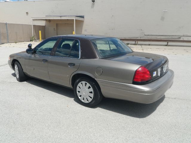2007 Ford Crown Victoria Luxury